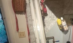 4 ft Fluorescent strip light