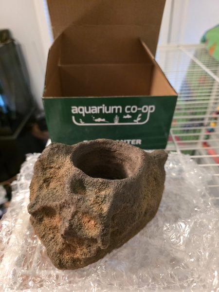 Aquarium co-op easy planter