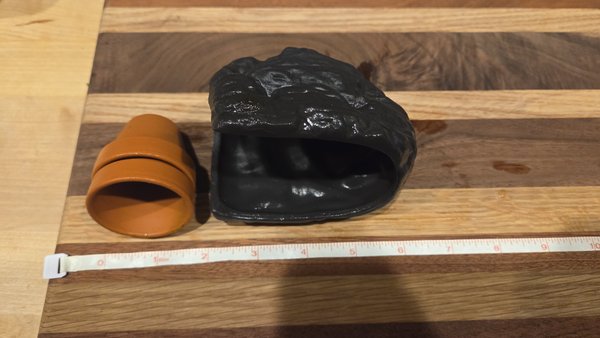 Cichlid Cave & (2) Mini Pots