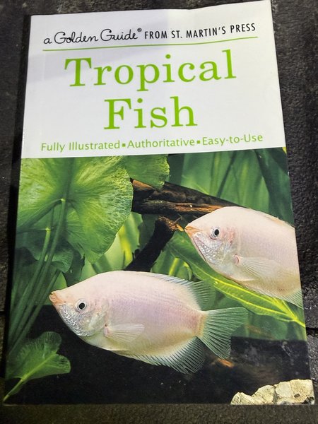 Tropical Fish - Golden Guide Paperback -