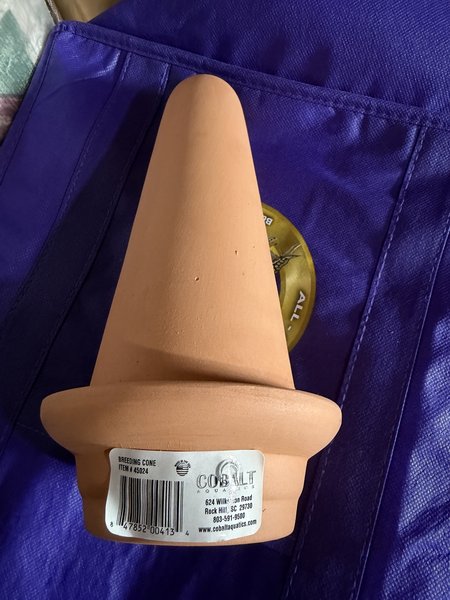 Cobalt breeder cone