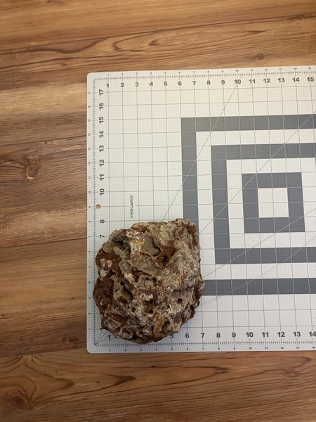 1 x Quartz rock