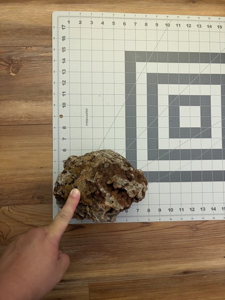 1 x Quartz rock