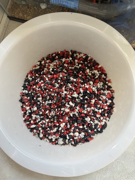 Aquarium gravel