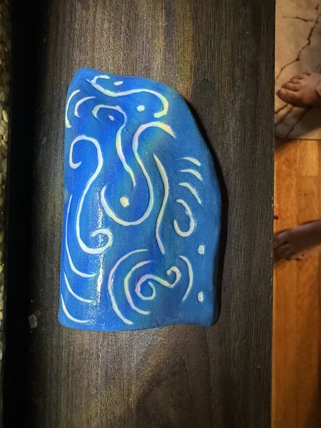 Small breeding cave (blue)