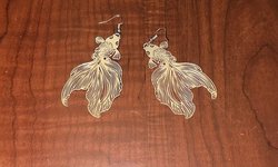 Fish earrings (gold colored)