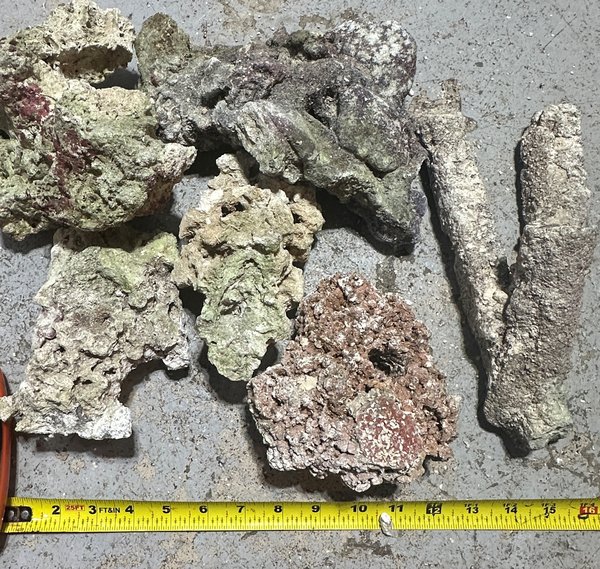 6 Pieces of Dry Live Rock